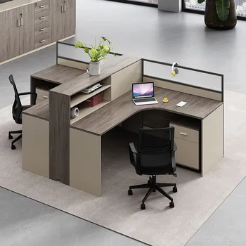 Kancelársky stôl a stoličky zmes pre 4 osoby, zamestnanci úradu, obrazovky stanice, kancelársky stôl pre 6 osôb, jednoduchý a moderný