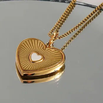 Klasické titánové ocele srdce vykladané shell prívesok náhrdelník žien pozlátené módny náhrdelník