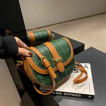 Malá taška ženy 2022 nové kórejská verzia malé námestie taška široký ramenný popruh módne Joker ramenný Messenger taška Sedlo taška